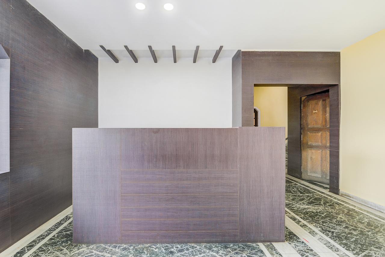 Oyo 13521 Sudhriti Hotel Силигури Экстерьер фото